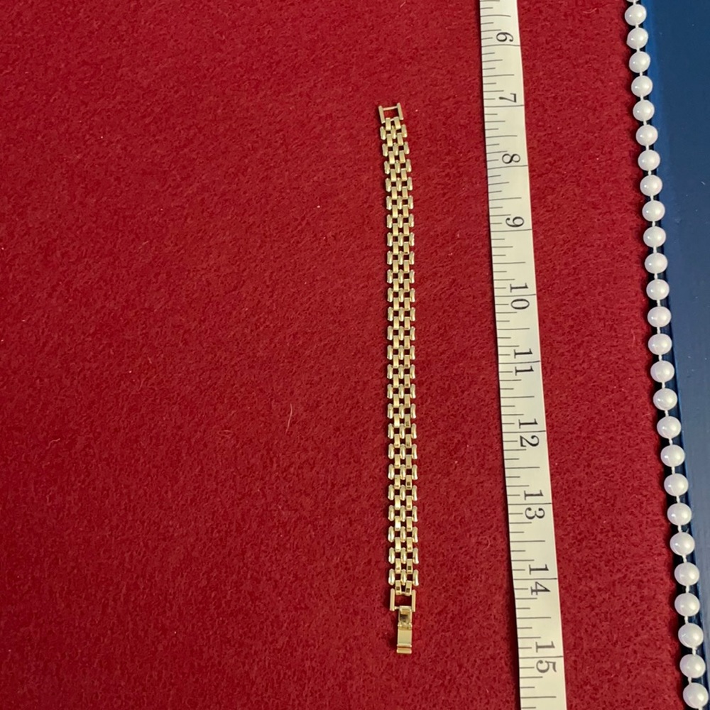 7 inch gold tone bracelet